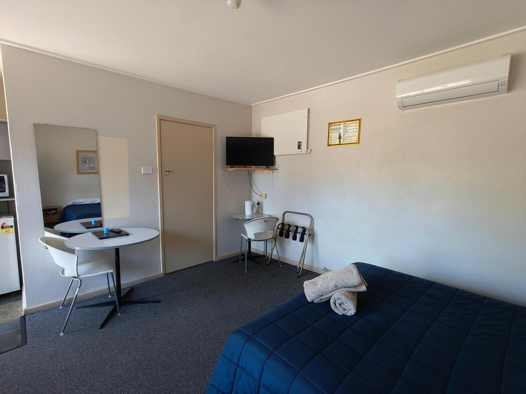 Motel Red Chief