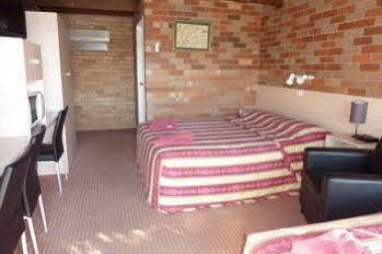 Motel Red Chief 3*